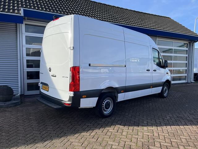 Mercedes-Benz SPRINTER 317 CDI L2/H2 Automaat/10"MBUX/Navi/Camera