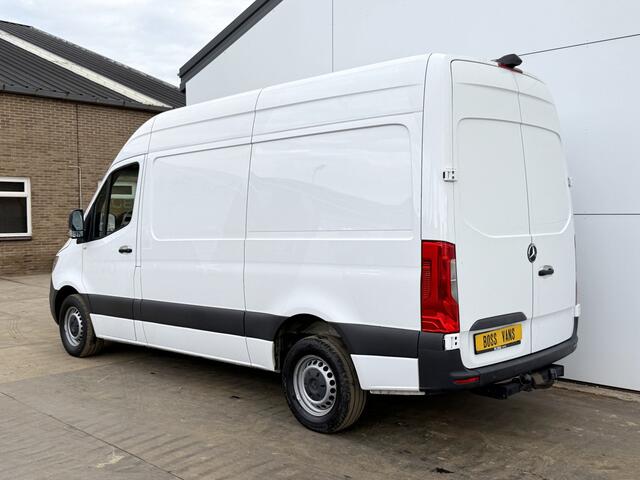 Mercedes-Benz SPRINTER 317 1.9 CDI L2H2 Climate Control Cruise Control Camera ESP Lane Assist Trekhaak