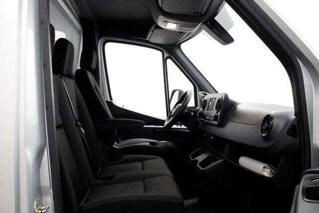 Mercedes-Benz SPRINTER 317 CDI 170pk 9G Automaat Bakwagen met laadklep H232cm 08-2023