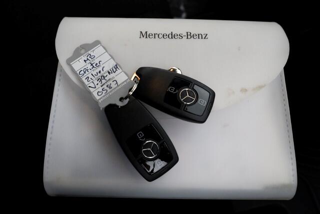Mercedes-Benz SPRINTER 317 CDI 170pk 9G Automaat Bakwagen met laadklep H232cm 08-2023