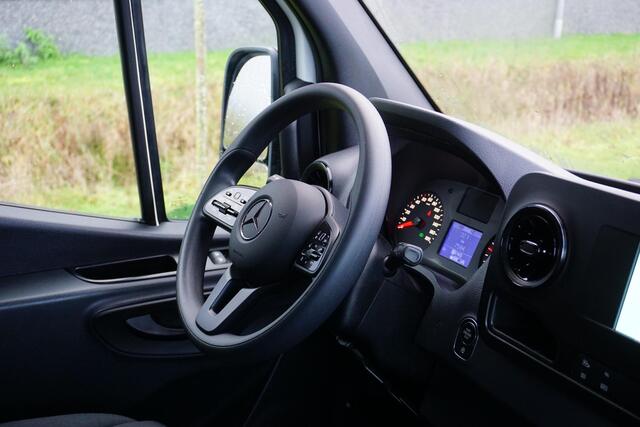 Mercedes-Benz SPRINTER 317 L2H2 RWD Automaat |EURO6 |1e eigenaar |Topstaat |Betimmering |Fabrieksgarantie |Camera |Cruise |Navi |Climate control |Stoelverwarming |3500 KG |170 pk