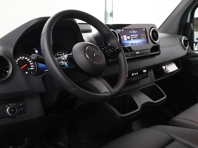 Mercedes-Benz SPRINTER 319 CDI | Aut. | L2 H2 | Pro | LED | 3500 KG AHW VOORBEREIDING | STOELVERWARMING | ACHTERUITRIJCAMERA | METALLIC | E4S SMARTPHONE INTEGRATIE | DODEHOEKDETECTIE | LICHTMETALEN VELGEN