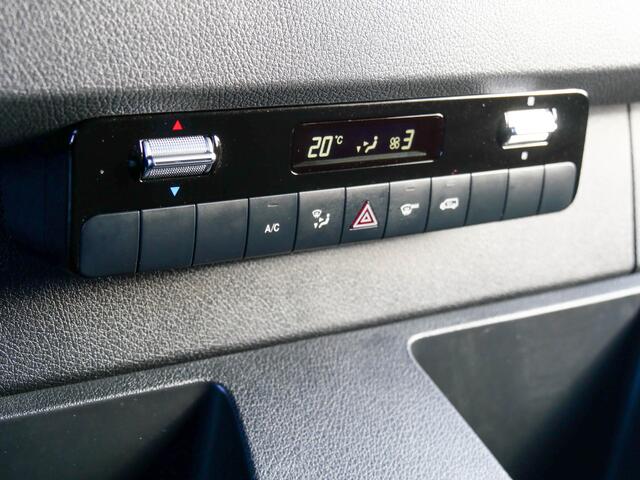 Mercedes-Benz SPRINTER 317 CDI L2H2 PRO Facelift | LED | 3500KG AHW | Geveerde Stoel | Camera | Trekhaak |