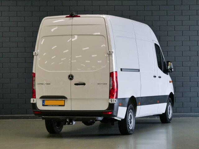 Mercedes-Benz SPRINTER 317 CDI 170PK Automaat L2H2 PRO Facelift | LED | 3.5T AHW MOGELIJK | Geveerde Stoel | Camera |