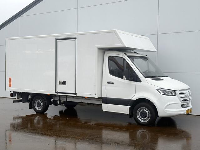 Mercedes-Benz SPRINTER 317 1.9 CDI Laadklep Automaat LED Climate Control Cruise Control Camera Carplay Stoelverwarming Bakwagen Meubelbak Koffer