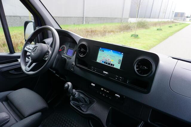 Mercedes-Benz SPRINTER 315 CDI L2H2 RWD |Topstaat |1e eigenaar |150 pk |Camera |Cruise |Climate control |Navi |Dode-hoek detectie |3500 KG |EURO6 |Bluetooth |Betimmering