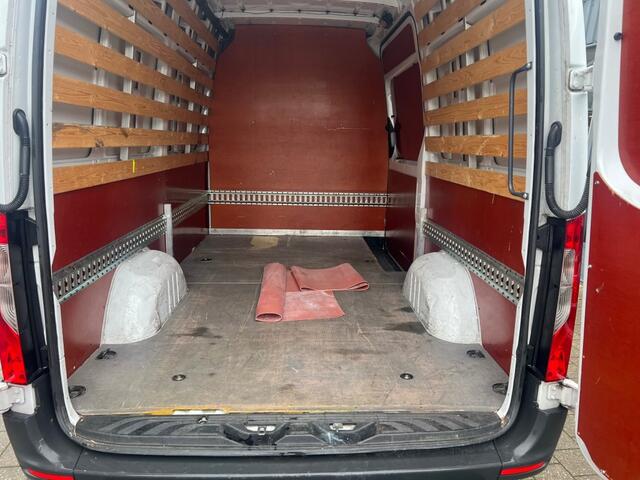 Mercedes-Benz SPRINTER l2h2