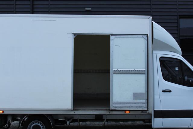 Mercedes-Benz SPRINTER 317 170Pk 1.9 CDI L3 RWD Automaat | Trehaak 3.5t | Bakwagen met laadklep