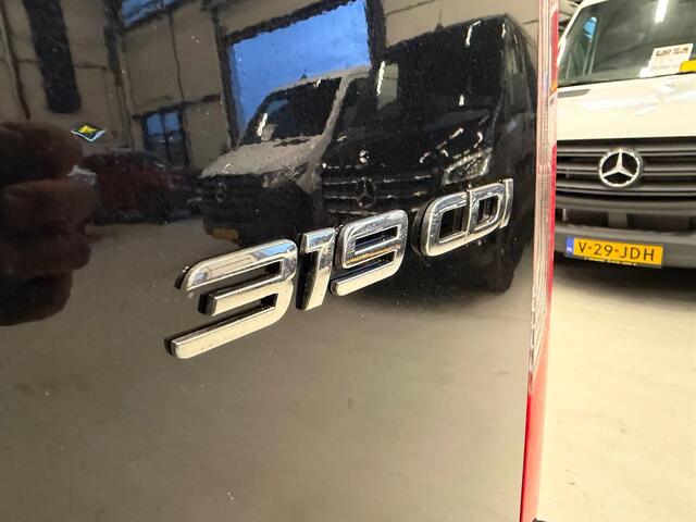 Mercedes-Benz SPRINTER 319CDI Dubbelcabine 6+1 Pers Automaat Airco Navi Cruisecontrol 3500KG Trekhaak BPM VRIJ NIEUW