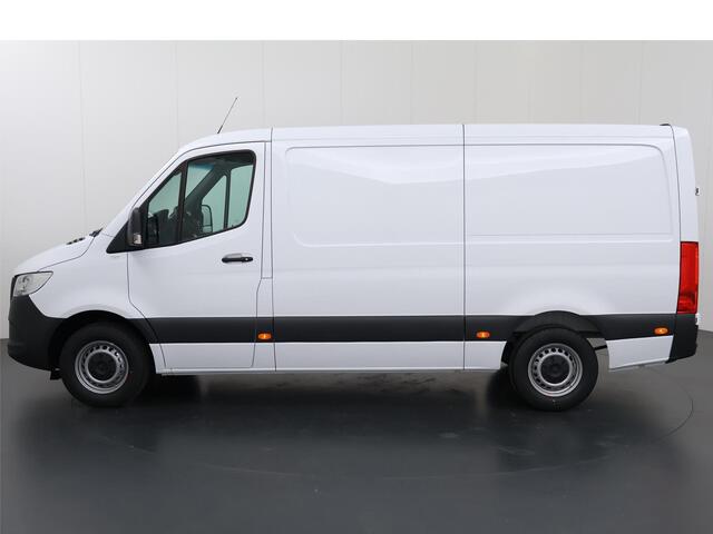 Mercedes-Benz SPRINTER 315 CDI | L2 H1 | RWD | PRO | Parkeercamera | Airco | Dodehoekassistent | Zijwindassistent | Cruise Control | Chauffeursstoel |