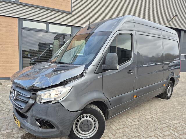 Mercedes-Benz SPRINTER 319 3.0 CDI L2H2 3500 trekhaak voorschade zeer mooi EURO VI-D mercedes dealer onderhouden automaat 172.000km