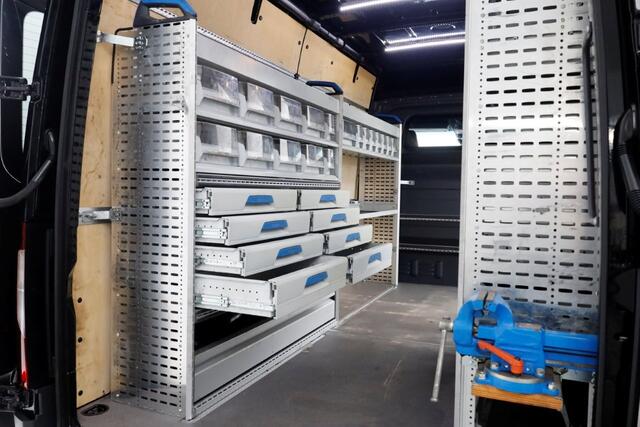 Mercedes-Benz SPRINTER 319 CDI 3.0 V6 190pk L2H2 7G Automaat LED/Inrichting/Trekhaak 3500kg 07-2019