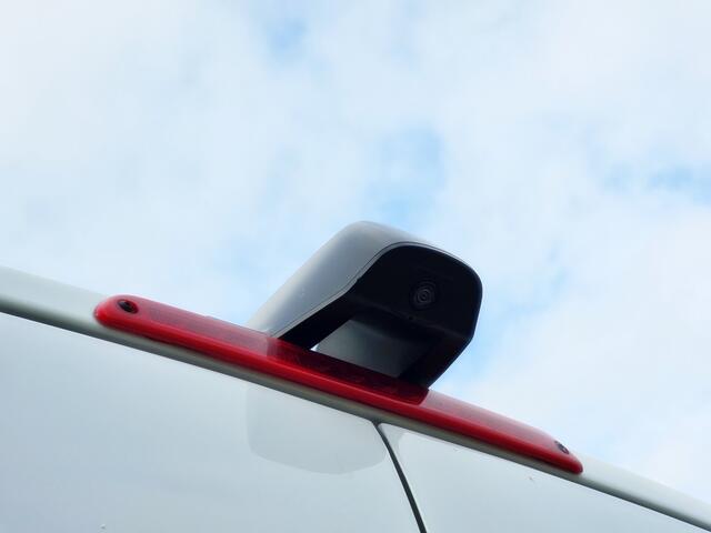 Mercedes-Benz SPRINTER 315 1.9 CDI L2 H2 RWD - 150 Pk - Euro 6 - Navi - ParkeerCamera - Cruise Control