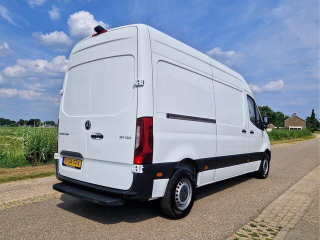 Mercedes-Benz SPRINTER 211 1.9 CDI L2 H2 - 110 Pk - Euro 6 - MBUX - Parkeercamera