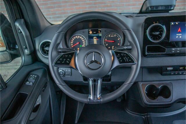 Mercedes-Benz SPRINTER 319 1.9 CDI L2H2, Leder, Adaptive Cruise, Carplay, Stoelverwarming, Camera, Full LED, Trekhaak, Navigatie.