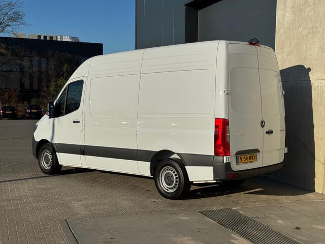 Mercedes-Benz SPRINTER 317 170pk L2 H2 Koelwagen - koelen/vriezen -20 graden - camera