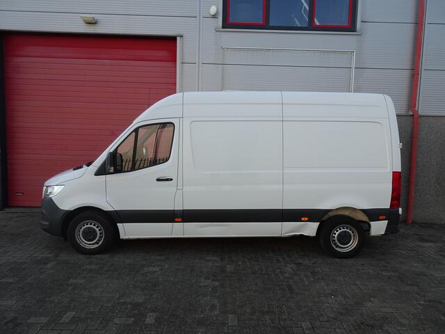 Mercedes-Benz SPRINTER 314 2.2 CDI L2H2 3 zitter