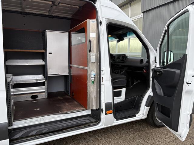 Mercedes-Benz SPRINTER 314 2.2 CDI L2H2 Werkplaats inrichting Airco Cruise controle Trekhaak 2800kg Kastinrichting Omvormer Apple carplay 360*Camera 1e Eigenaar Euro 6 Bpm vrij voor particulier gebruik!!