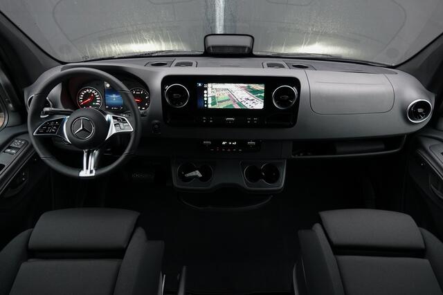 Mercedes-Benz SPRINTER 4x4 319Cdi 190Pk 9G-tronic | L2H1 | Dubbele Cabine | 2x Schuifdeur | 4WD | AWD | Bullbar | Treeplanken | 18'' All Terrain | Tenoriet Grijs