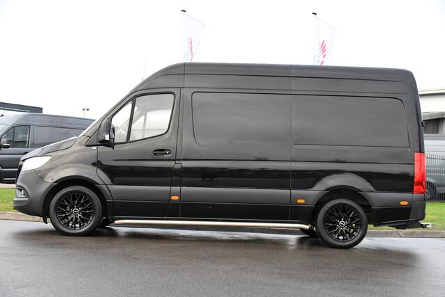 Mercedes-Benz SPRINTER 316 2.2 CDI L2H2 Black Edition Camera, Cruise, Carplay, 3500kg Trekhaak, 10,5'' Mbux, Automaat, 164pk, Multimedia, Uniek!