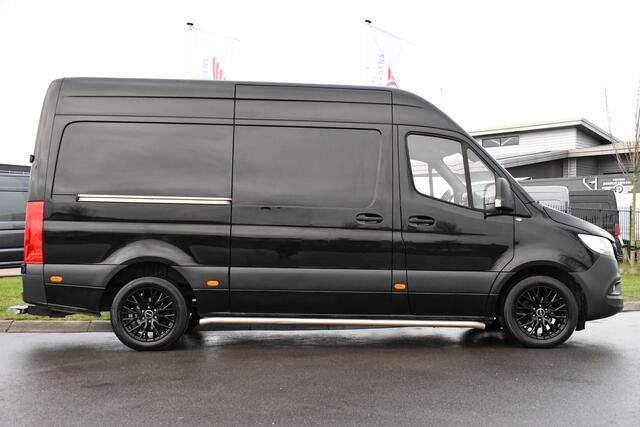 Mercedes-Benz SPRINTER 316 2.2 CDI L2H2 Black Edition Camera, Cruise, Carplay, 3500kg Trekhaak, 10,5'' Mbux, Automaat, 164pk, Multimedia, Uniek!