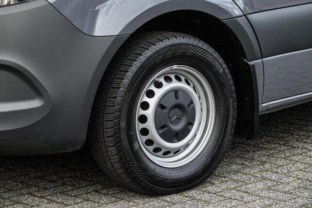 Mercedes-Benz SPRINTER L3 Dubbele Cabine 317Cdi 170Pk 9G-Tronic | Open laadbak | 7-Persoons | RWD | Trekhaak | 3.500Kg trekgewicht