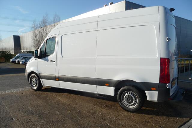 Mercedes-Benz SPRINTER 315 1.9 CDI L2H2 FWD Autm, Airco, Navi trekhaak, bank, Camera 11-2023