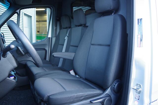 Mercedes-Benz SPRINTER 315 1.9 CDI 3-ZITS, RWD L1H1 AUT. TREKHAAK 2800KG, CAMERA, NAVI, CRUISE, CLIMA