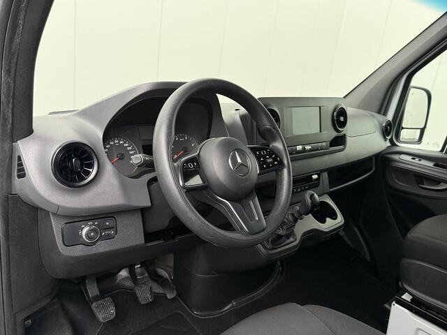 Mercedes-Benz SPRINTER L2H2 | Werkplaats | Oprijplaat | Camera | Multimedia | Airco