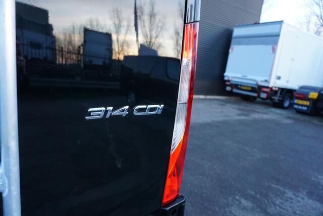 Mercedes-Benz SPRINTER 314 140pk Automaat L2H2 Groot Navi Trekhaak Apple Carplay Camera Glasresteel Cruise control 10.2" MBUX