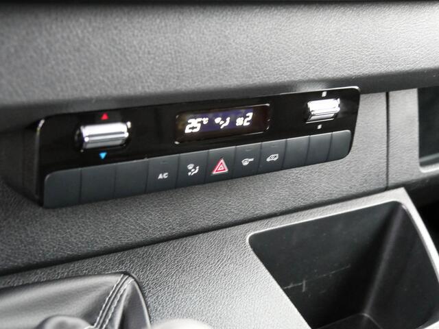 Mercedes-Benz SPRINTER 317 1.9 CDI 170PK L2H2 RWD | 3500 KG TREKGEWICHT | GEVEERDE STOEL |