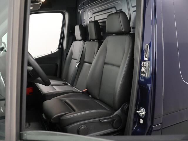 Mercedes-Benz SPRINTER 317 CDI | Aut. | L2 H2 | Pro | LED Koplampen | 3 zits | Achteruitrijcamera | Betimmering | Laadvloer | Lichtmetalen Velgen | Trekhaak | Certified