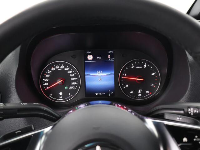 Mercedes-Benz SPRINTER 319 CDI L2 H2 Select 4x4 | 3 zits | LED | Stoelverwarming | Dubbele Schuifdeur L + R | Achteruitrijcamera | Automaat | Trekhaak | Vloer en Wand Betimmering | Parkeersensoren | 4WD | 4MATIC |