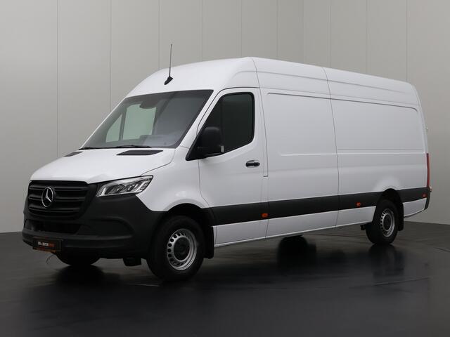 Mercedes-Benz SPRINTER 317CDI Automaat L3H2 Maxi | 3500Kg Trekhaak | Navigatie | Camera | 3-Zits | Airco | Cruise