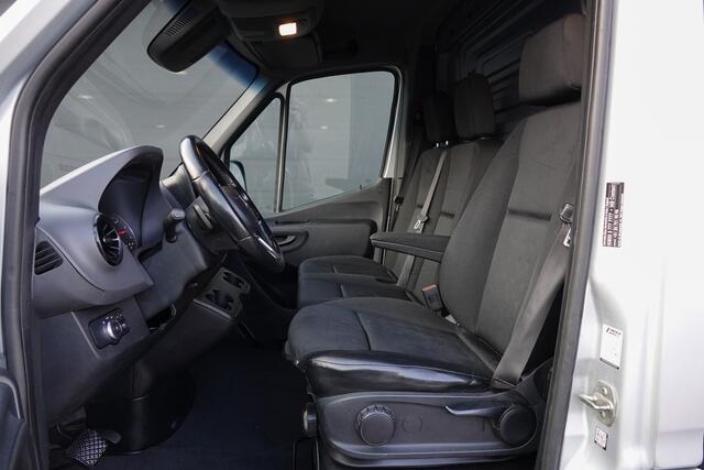 Mercedes-Benz SPRINTER L2H2 319Cdi 3.0 6-Cilinder 190Pk 7G-Tronic | RWD | Stoel-Bank | 2xSchuifdeur | Achteruirijcamera | Trekhaak | 17''