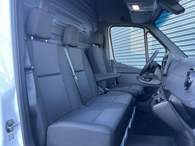 Mercedes-Benz SPRINTER 317 CDI L2H2 Automaat Carplay Navigatie Camera 3500kg Trekgewicht