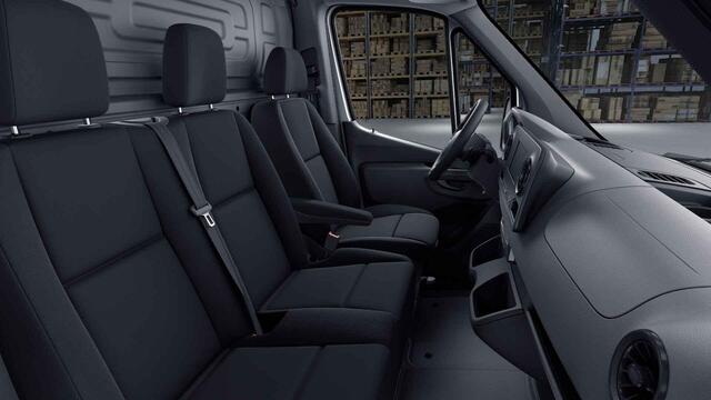 Mercedes-Benz SPRINTER 317 CDI L2 H2 Pro | Navigatie | Spiegelpakket | Verwarmde Comfort Chauffeursstoel en Bijrijdersbank | Achterdeuren 270 Graden | Airco | Cruisecontrol | Dodehoekassistent | Parkeerpakket met Achteruitrijcamera | Certified |