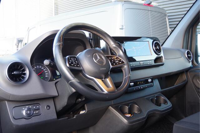 Mercedes-Benz SPRINTER 319 3.0 CDI V6 L2H1 AUT. LED, 2X SCHUIFDEUR, 3.5T TREKHAAK, MBUX 10'', 360 CAMERA, STOELVERWARMING, VOORRUIT VERWARMING, LEDER STUUR, NL AUTO, NAP