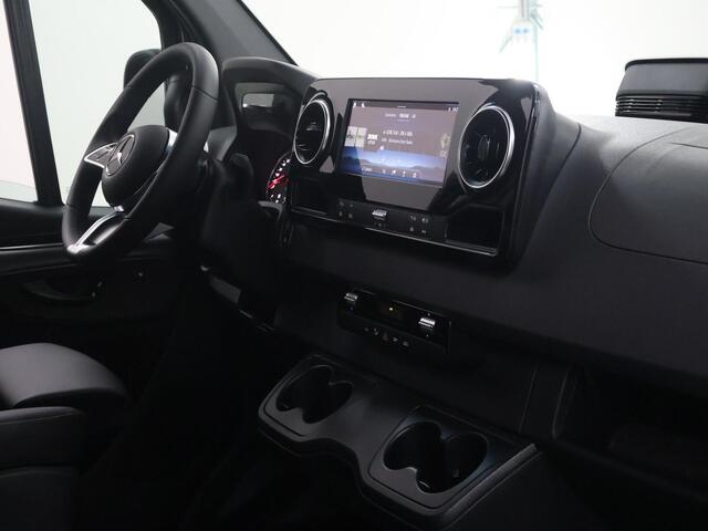 Mercedes-Benz SPRINTER 319 CDI L2 H2 Select | Winterpakket | Trekgewicht 3500 kg | Adaptieve Cruise Distronic | LED koplampen | Achteruitrijcamera |