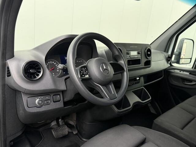 Mercedes-Benz SPRINTER 515CDI 9G-Tronic Automaat Bakwagen+Laadklep | Airco | Cruise | 3-Zits | Dakspoiler