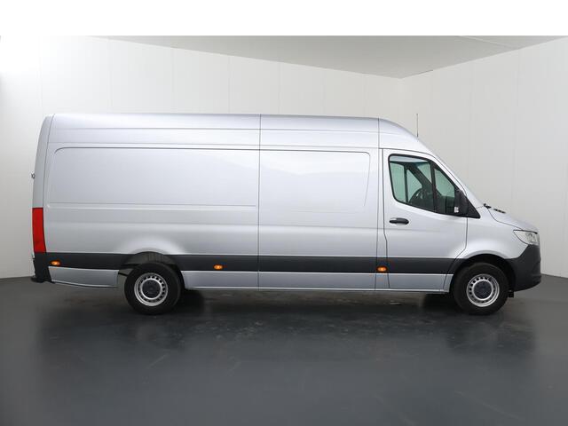 Mercedes-Benz SPRINTER 314 CDI L3 H2 | Navigatie | Achteruitrijcamera | Achteropstap | Airco | Dodehoekwaarschuwing | Geveerde Comfortstoel Bestuurder | Bijrijdersbank | Geen Schuifdeuren | Achterdeuren 270 Graden |