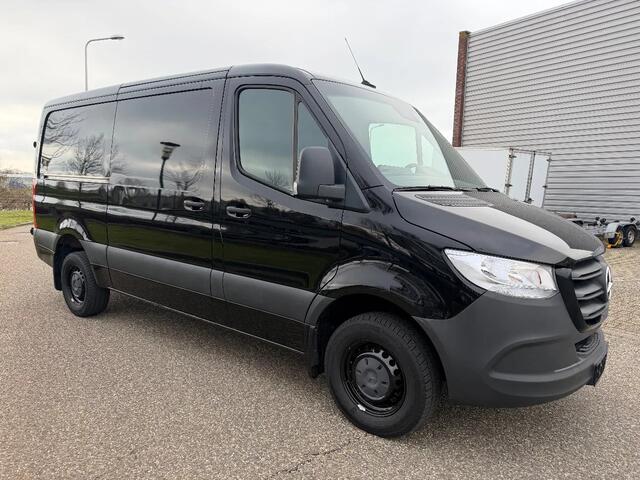 Mercedes-Benz SPRINTER 317CDI L2H1 Automaat Airco Trekhaak Applecarplay EURO 6 116000KM
