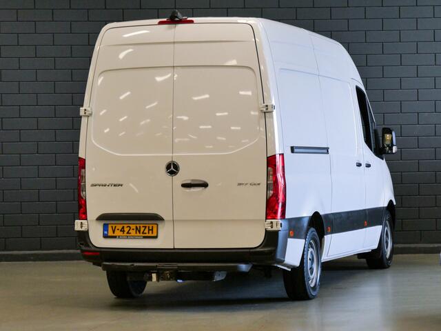 Mercedes-Benz SPRINTER 317 1.9 CDI 170PK L2H2 RWD | GEVEERDE STOEL | LEDER | LED | TREKHAAK |