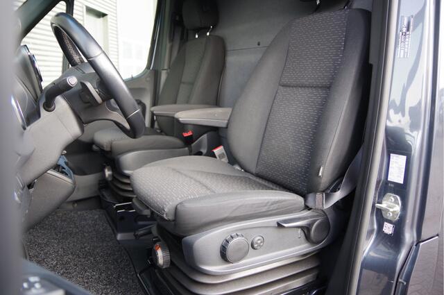Mercedes-Benz SPRINTER 519 3.0 CDI V6 L2H2 DUBBELLUCHT, LUCHTVERING, LED, ADAPT. CRUISE, STANDKACHEL, STOELVERWARMING, 360 CAMERA, MBUX 10'', ELEKTR. SCHUIFDEUR, 2X GEVEERDE STOEL, DUBBEL LUCHT