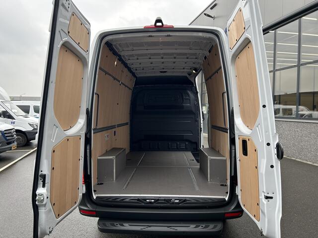 Mercedes-Benz SPRINTER 317 CDI L2 H2 Automaat / 360 Camera / MBUX / Navigatie / Cruise control / Airco / 270 Graden achterdeuren