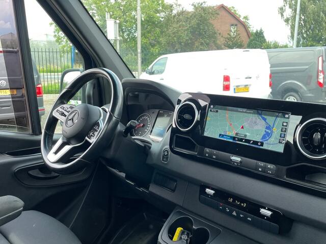 Mercedes-Benz SPRINTER 516 CDI 120KW 163PK OPRIJWAGEN