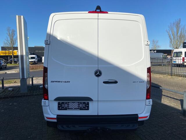 Mercedes-Benz SPRINTER 317 CDI L1H1 RWD | E6 | LED | Aut. | 3.5T AHW mogelijk | Leder | 360º Camera
