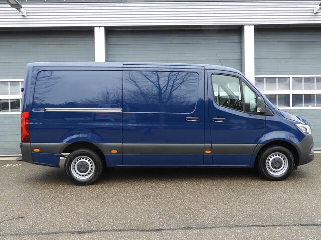 Mercedes-Benz SPRINTER 317 1.9 CDI L2H1 RWD AUT | LED | 10.25 MBUX | 3.5t TREKHAAK