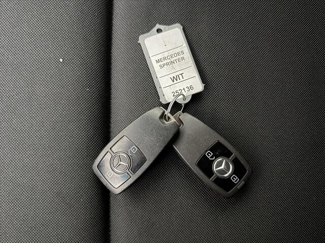Mercedes-Benz SPRINTER 314CDI L2H2 Werkplaats inrichting | Navigatie | Camera | Airco | Cruise | 3-Zits |