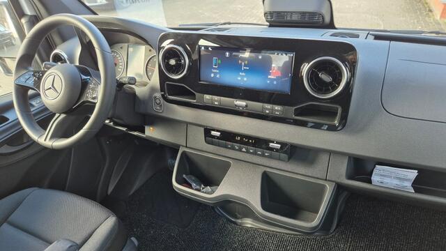 Mercedes-Benz SPRINTER 9-persoons rolstoelbus NIEUW